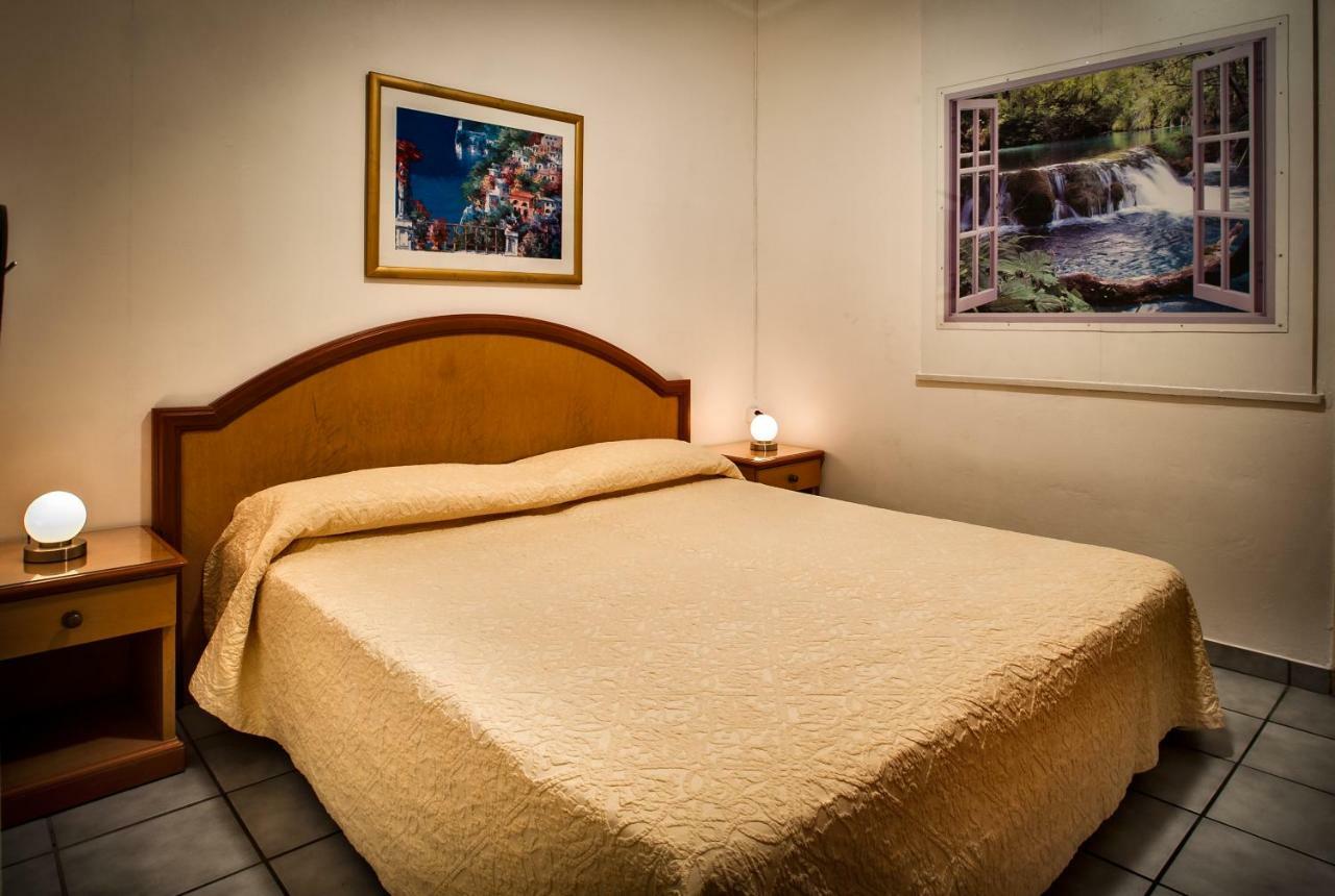 Easyrooms Dell'Angelo Locarno Exterior photo
