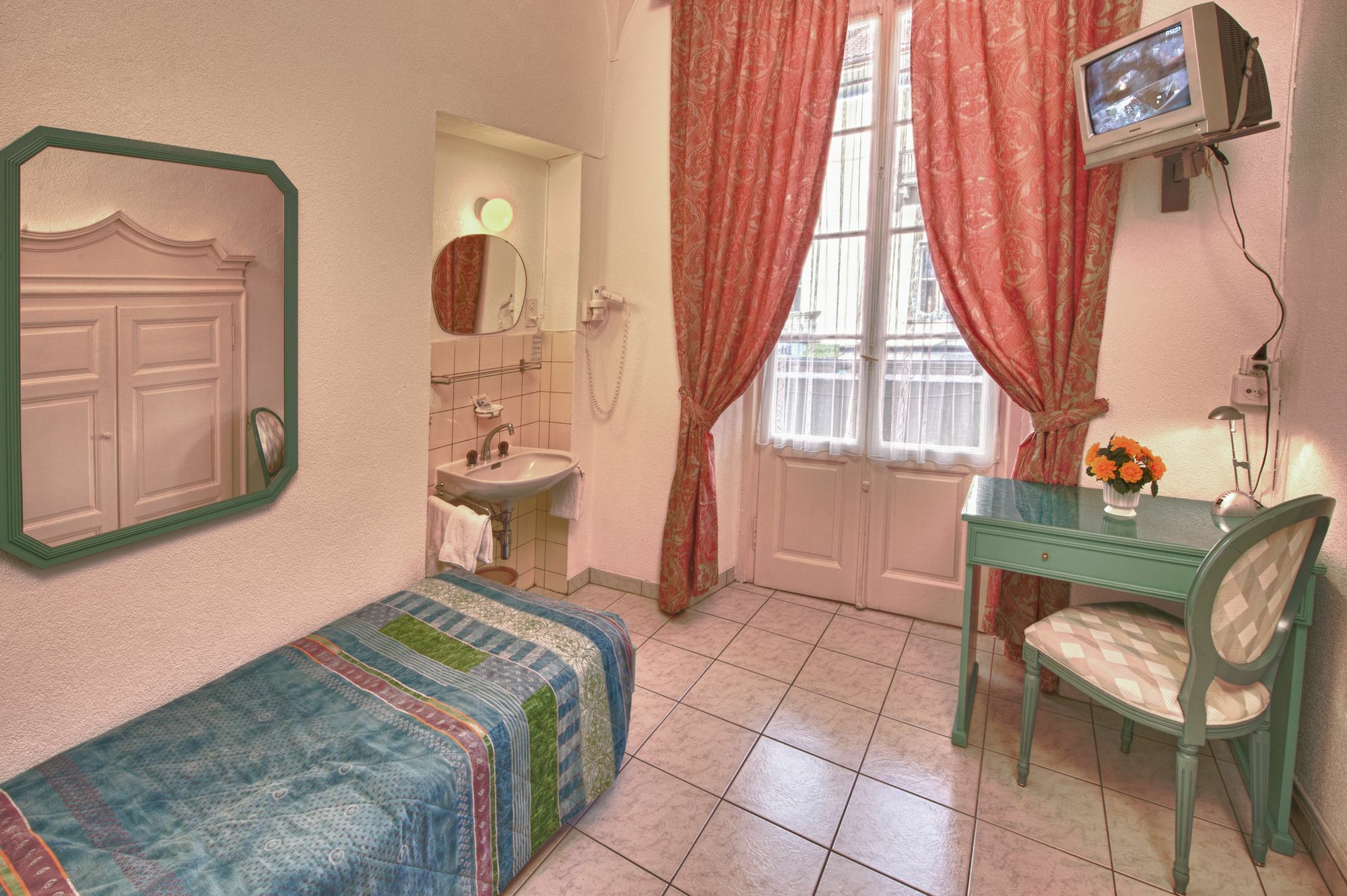 Easyrooms Dell'Angelo Locarno Exterior photo